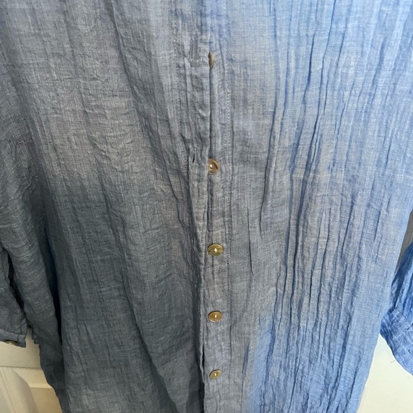 Women's Over Sized Blue Button Down Shirt - Picture 2 of 4